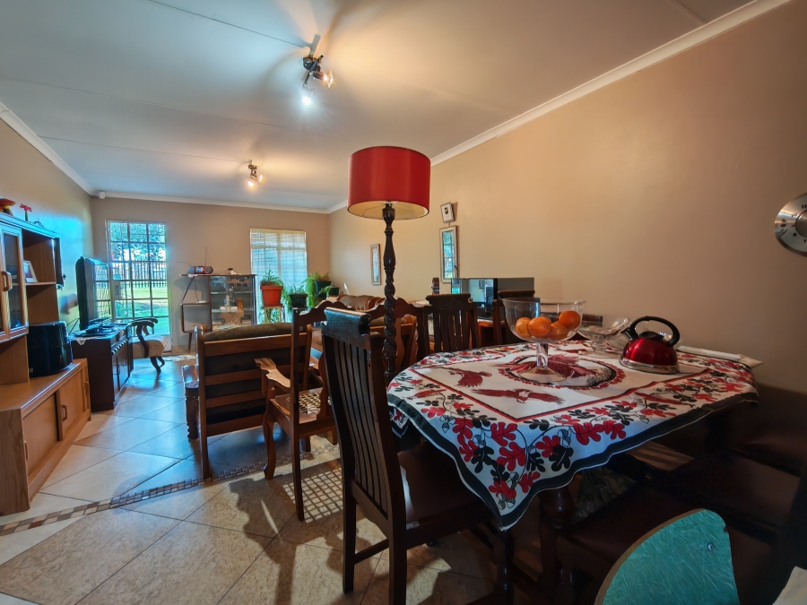 2 Bedroom Property for Sale in Grimbeeck Park North West
